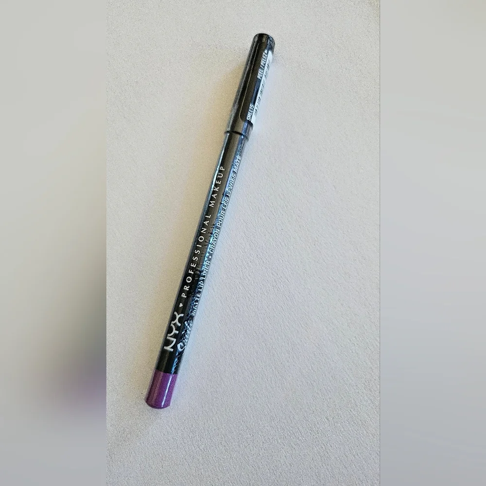 Nyx suede matte lip liner smll15 run the world/glitz